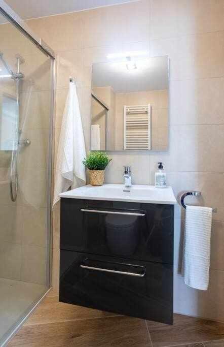 Apartamento Coimbra Etxea Precioso Piso Recien Estrenado Bermeo Exterior foto